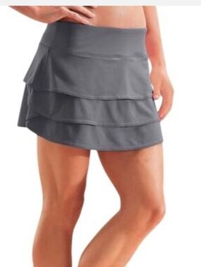 Athleta Gray Tiered Active Skort